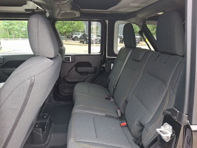 2025 Jeep Wrangler — detail view