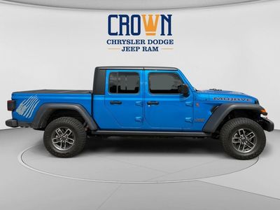 2024 Jeep Gladiator — side profile view