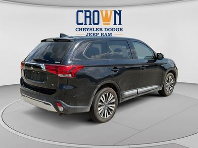 2020 Mitsubishi Outlander — rear three-quarter view