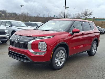 2026 Mitsubishi Outlander — side profile view