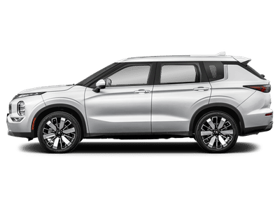 2026 Mitsubishi Outlander — rear three-quarter view