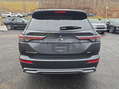 2026 Mitsubishi Outlander — detail view