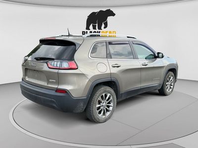 2019 Jeep Cherokee — rear three-quarter view