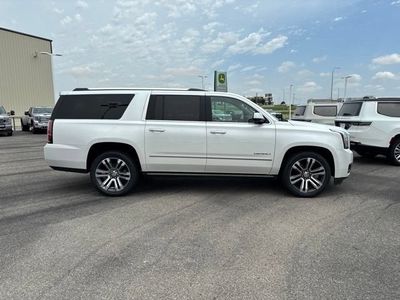 2020 GMC Yukon XL — interior view