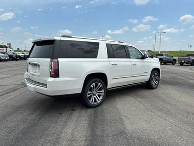 2020 GMC Yukon XL — detail view