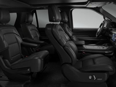 2026 Lincoln Navigator — detail view