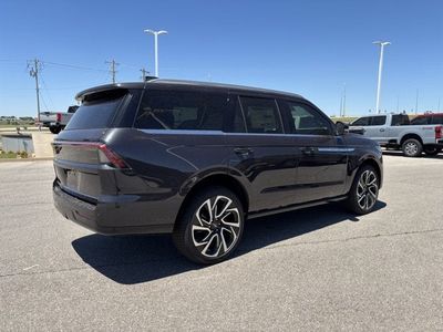 2026 Lincoln Navigator — detail view