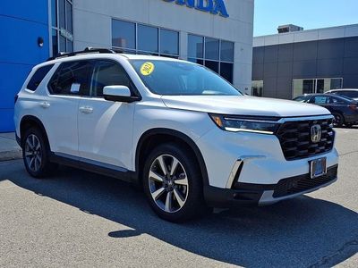 2023 Honda Pilot — rear three-quarter view