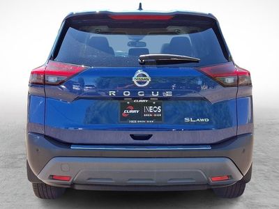 2021 Nissan Rogue — detail view