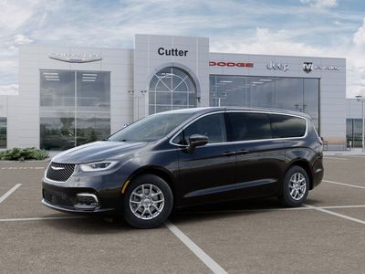 2026 Chrysler Pacifica — side profile view