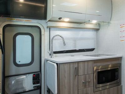 2026 Thor Motor Coach Compass - Photo 10