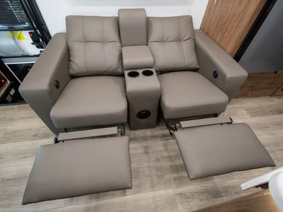 2026 Entegra Coach Esteem XL - Photo 12