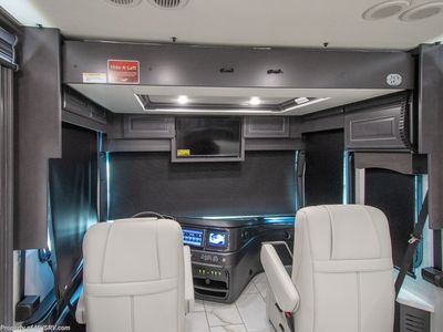 2026 Fleetwood Discovery LXE - Photo 5
