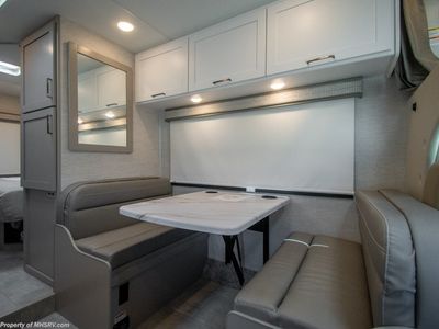 2026 Thor Motor Coach Quantum - Photo 9