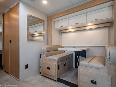 2026 Thor Motor Coach Chateau - Photo 7