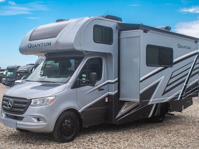 2026 Thor Motor Coach Quantum Sprinter — photo 28 view