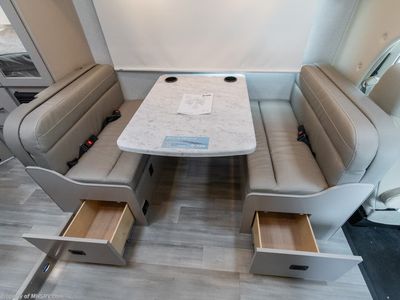 2026 Thor Motor Coach Four Winds - Photo 11
