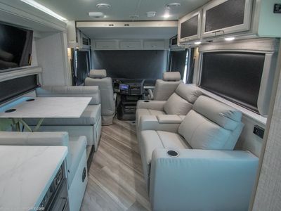 2026 Holiday Rambler Invicta - Photo 3