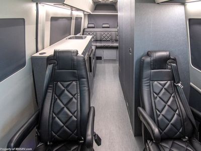 2025 Entegra Coach Insignia - Photo 7