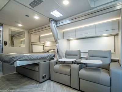 2026 Thor Motor Coach Tiburon — photo 8 view