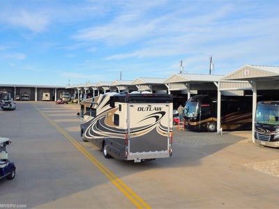 2026 Thor Motor Coach Tiburon — photo 50 view