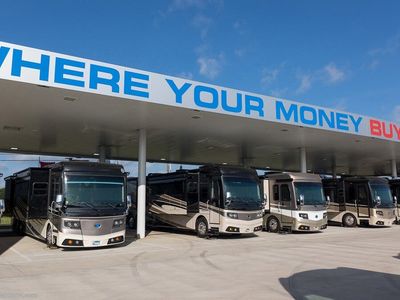 2026 Thor Motor Coach Tiburon — photo 62 view