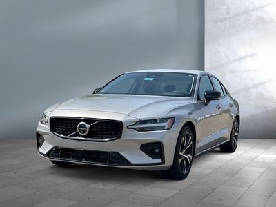 2024 Volvo S60 - Photo 1