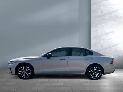 2024 Volvo S60 - Photo 3