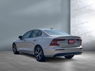 2024 Volvo S60 - Photo 4