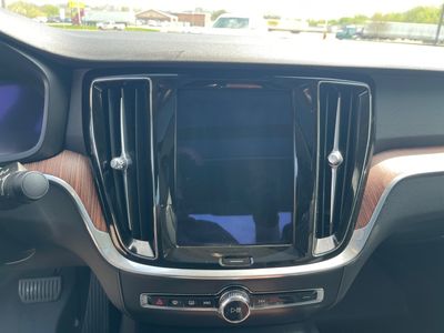 2024 Volvo S60 - Photo 11