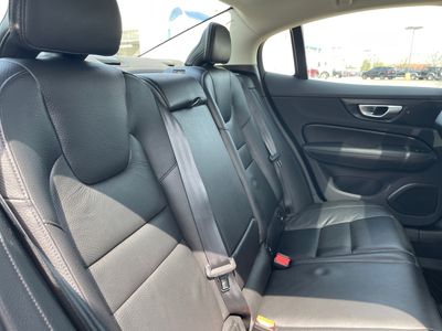 2024 Volvo S60 - Photo 14