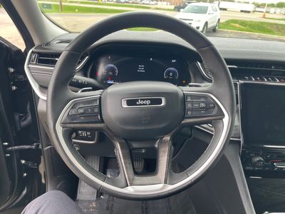2023 Jeep Grand Cherokee - Photo 19