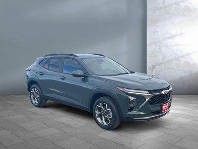 2026 Chevrolet Trax - Photo 8