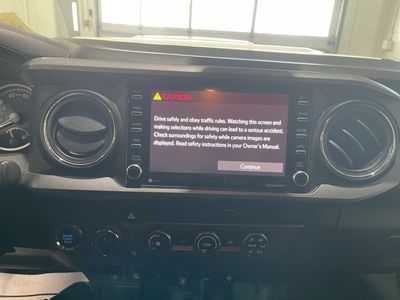 2020 Toyota Tacoma - Photo 11
