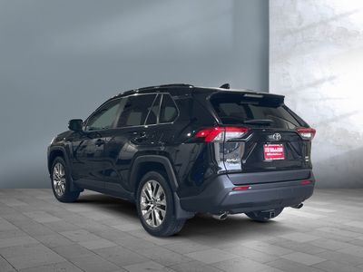 2021 Toyota RAV4 - Photo 4