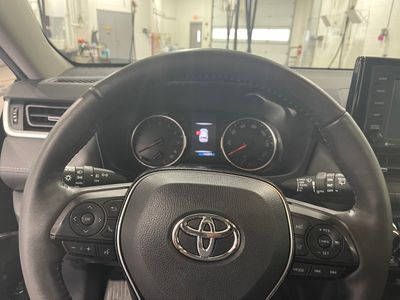 2021 Toyota RAV4 - Photo 10