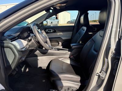 2024 Jeep Compass - Photo 14