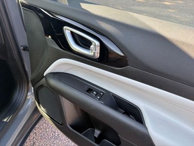 2024 Jeep Compass - Photo 9