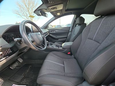 2023 Honda Accord Hybrid — photo 9 view