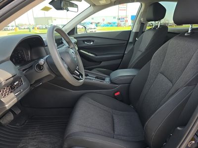 2023 Honda Accord Sedan - Photo 9