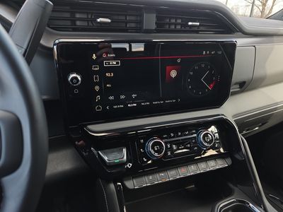 2025 GMC Sierra 2500HD — photo 21 view