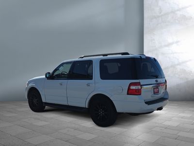 2017 Ford Expedition — interior view