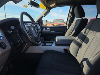 2017 Ford Expedition — photo 9 view