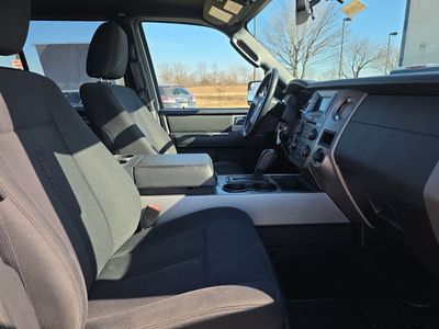 2017 Ford Expedition — photo 15 view