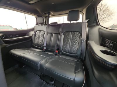 2022 Jeep Grand Wagoneer - Photo 26