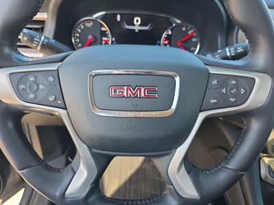 2022 GMC Acadia — photo 19 view