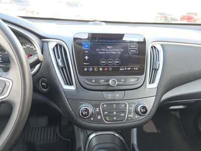 2024 Chevrolet Malibu - Photo 11