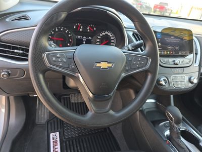 2024 Chevrolet Malibu - Photo 12