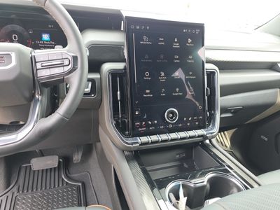 2026 GMC Yukon - Photo 13