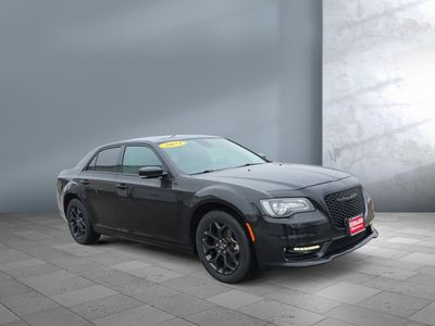 2023 Chrysler 300 - Photo 8